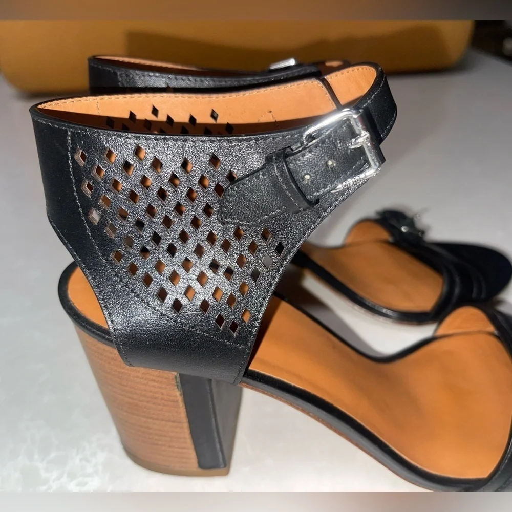 EUC Marc By Marc Jacobs Diamonds Black Leather Heeled Sandals